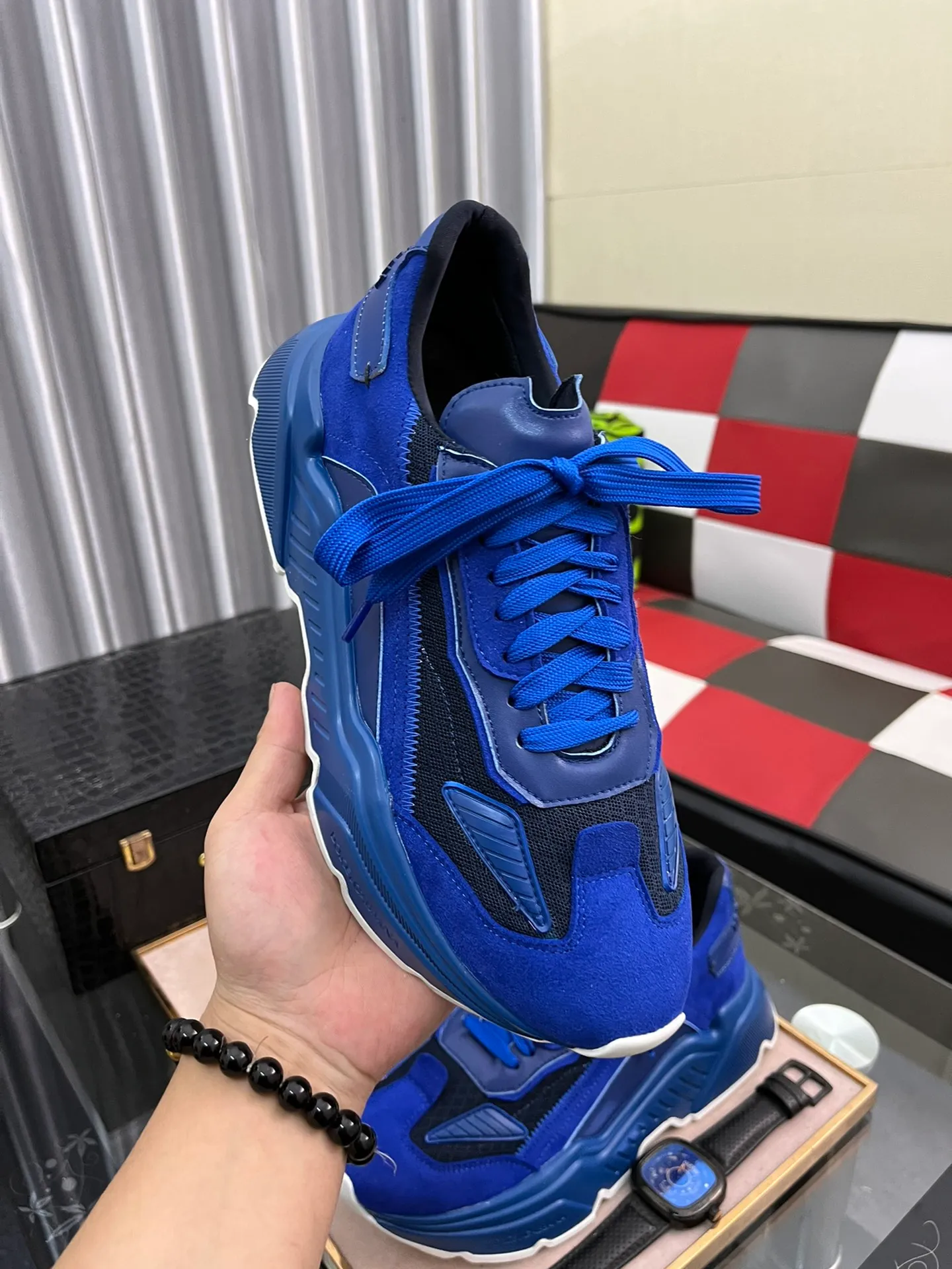 Factory price 480⌚️⌚️DG high-end boutique men's casual sports shoes! Imported original cowhide, shoe body metal loug decoration, imported original hardware, exquisite luxury, super A level! Compared with the genuine product at the counter, the version is no worse at all! Size:38-44